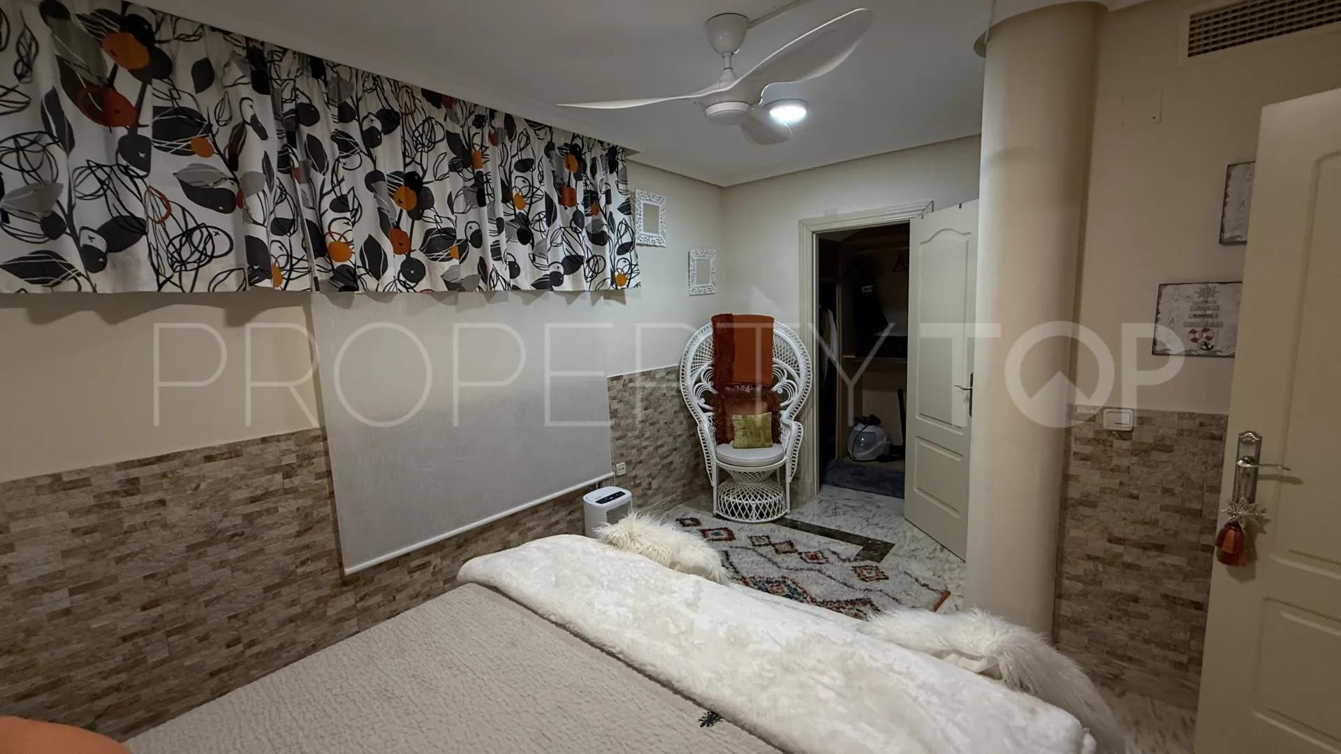For sale Benalmadena Costa 5 bedrooms semi detached villa