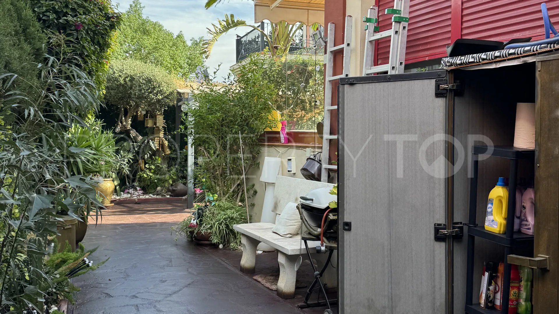 For sale Benalmadena Costa 5 bedrooms semi detached villa