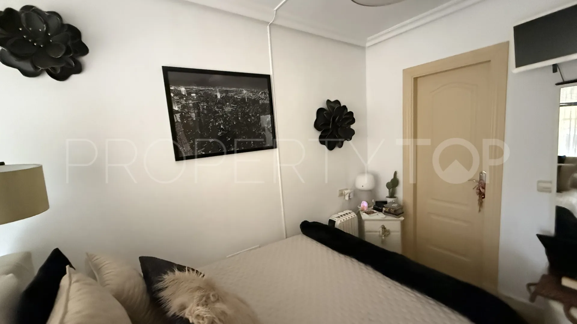 For sale Benalmadena Costa 5 bedrooms semi detached villa