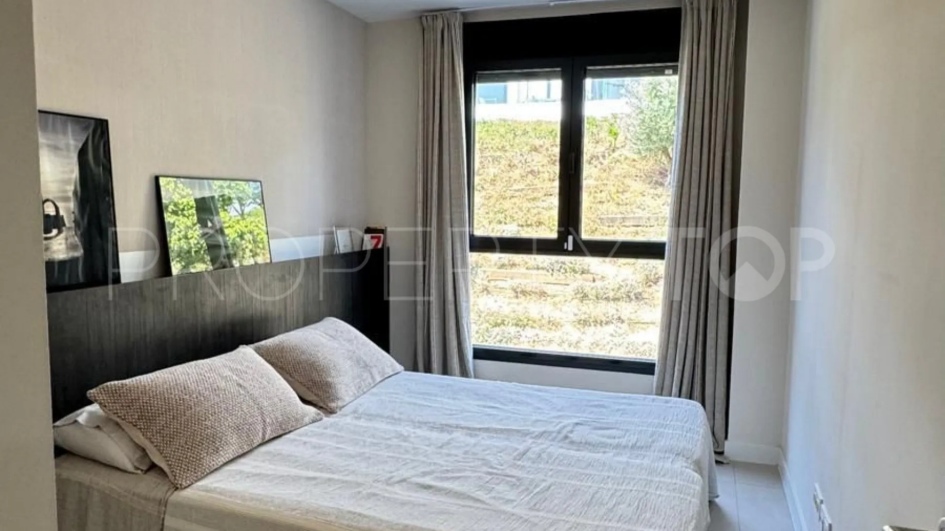 3 bedrooms apartment in Estepona for sale