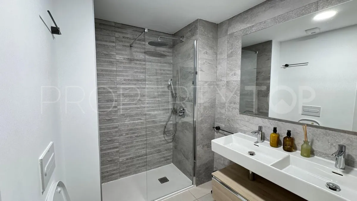 3 bedrooms apartment in Estepona for sale