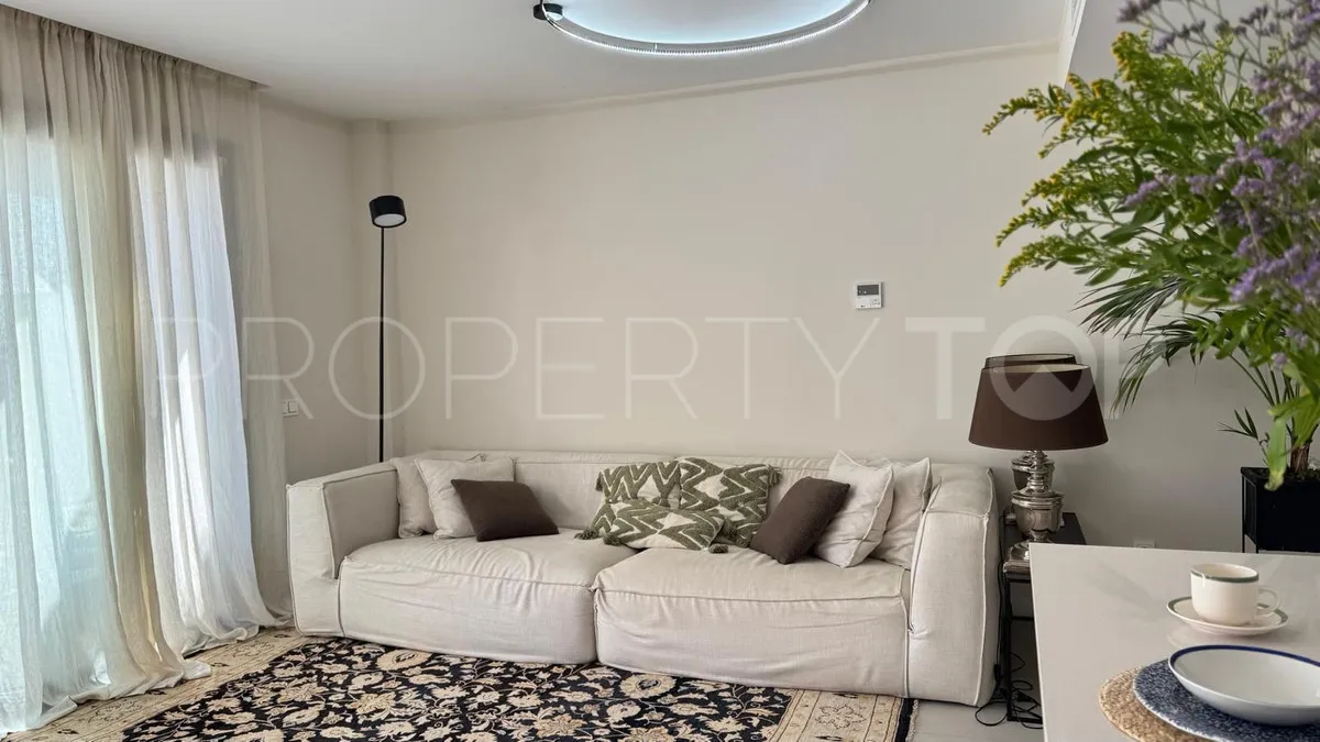 3 bedrooms apartment in Estepona for sale