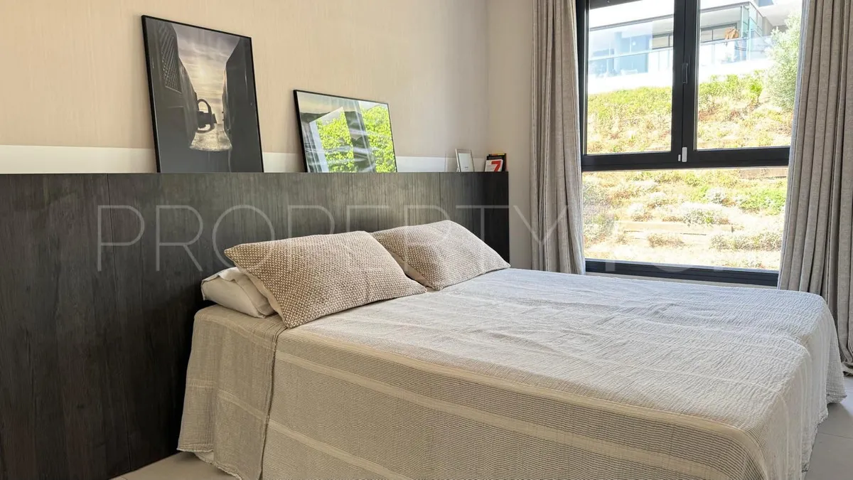 3 bedrooms apartment in Estepona for sale