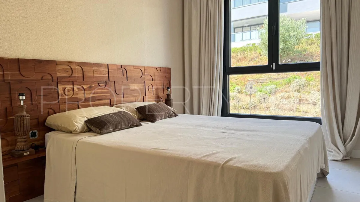 3 bedrooms apartment in Estepona for sale