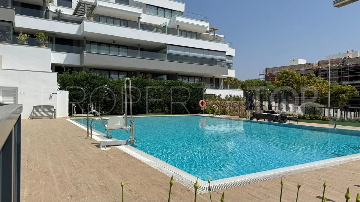 3 bedrooms apartment in Estepona for sale