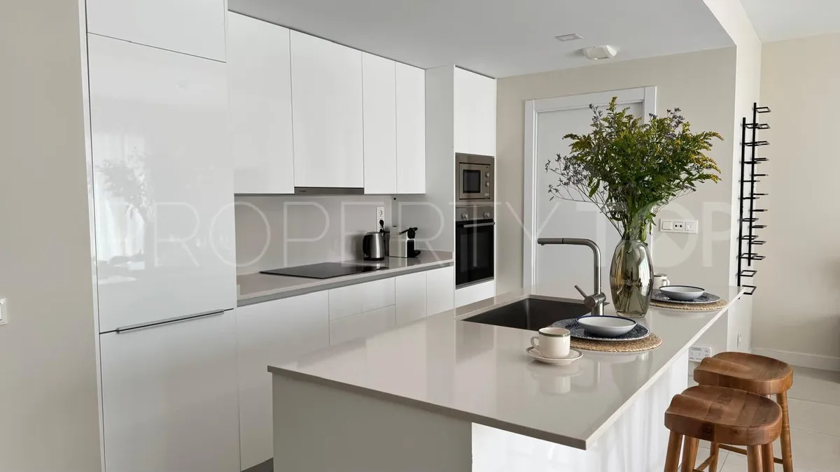 3 bedrooms apartment in Estepona for sale