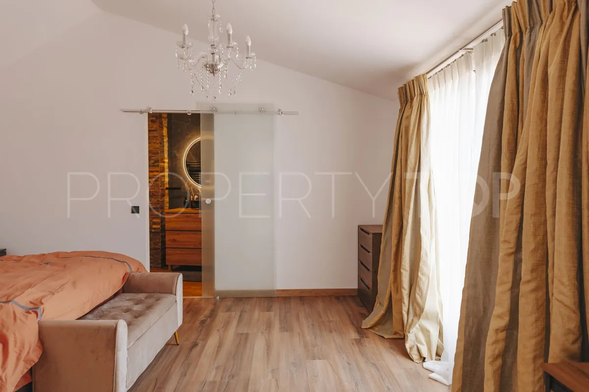 For sale Manilva penthouse with 4 bedrooms