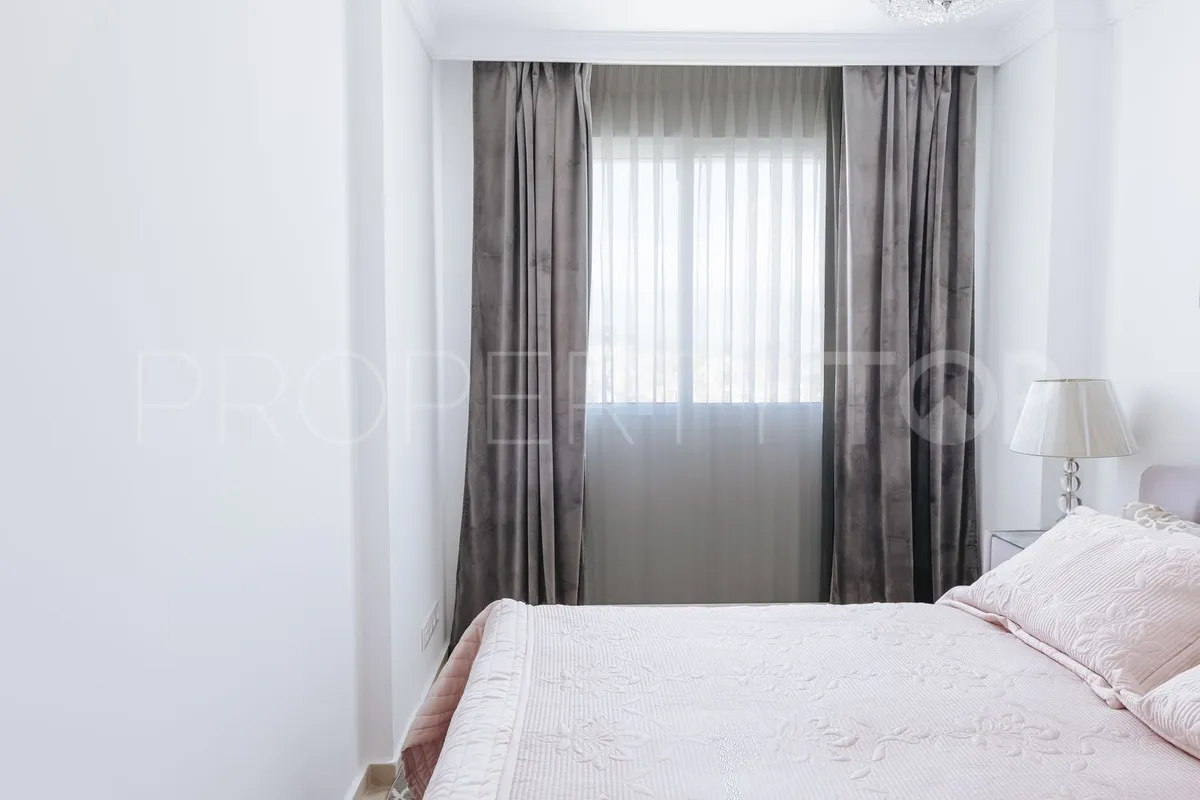 For sale Manilva penthouse with 4 bedrooms