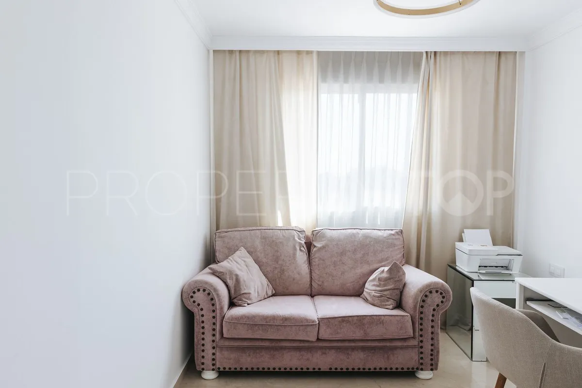 For sale Manilva penthouse with 4 bedrooms