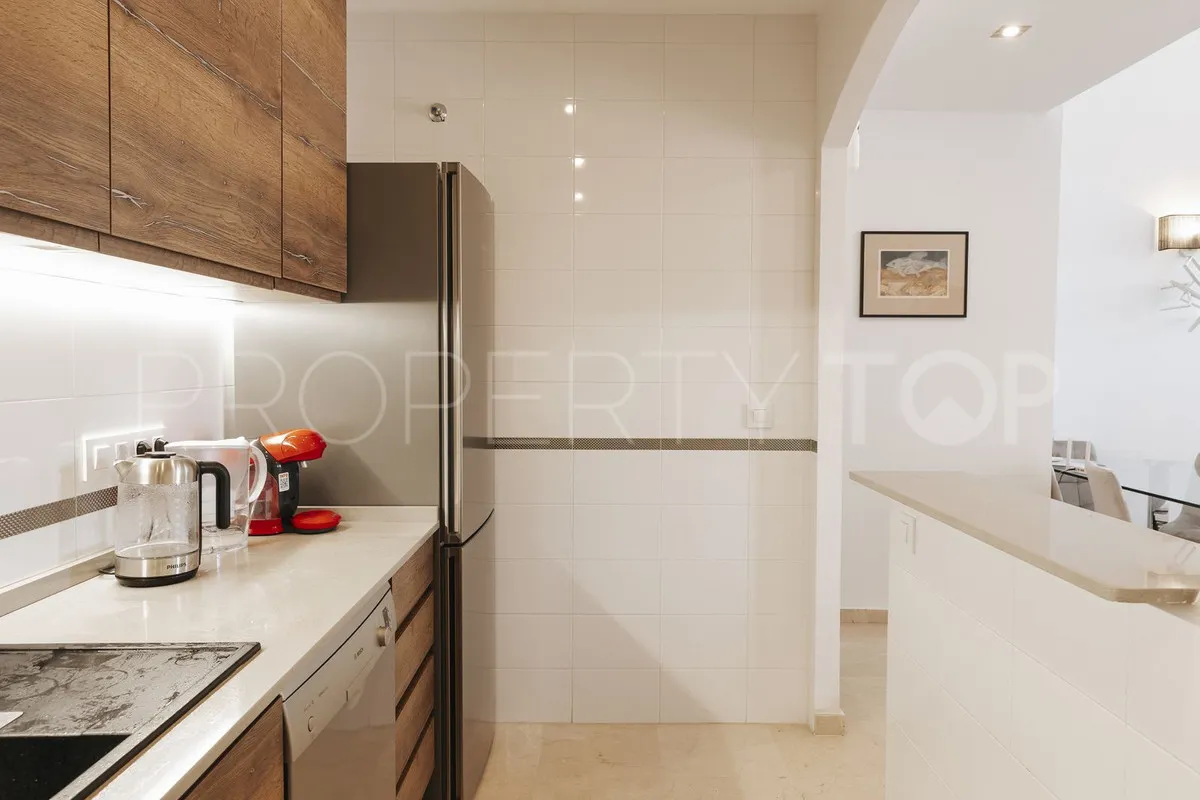 For sale Manilva penthouse with 4 bedrooms