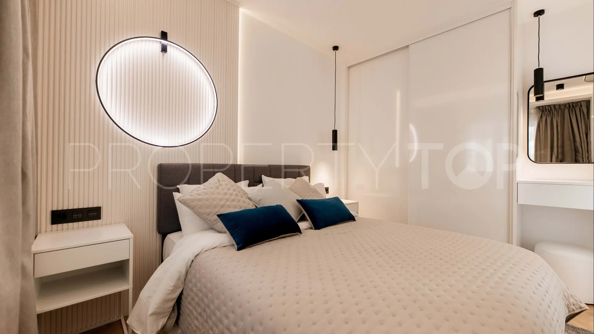 Comprar Ático de 3 dormitorios en La Quinta
