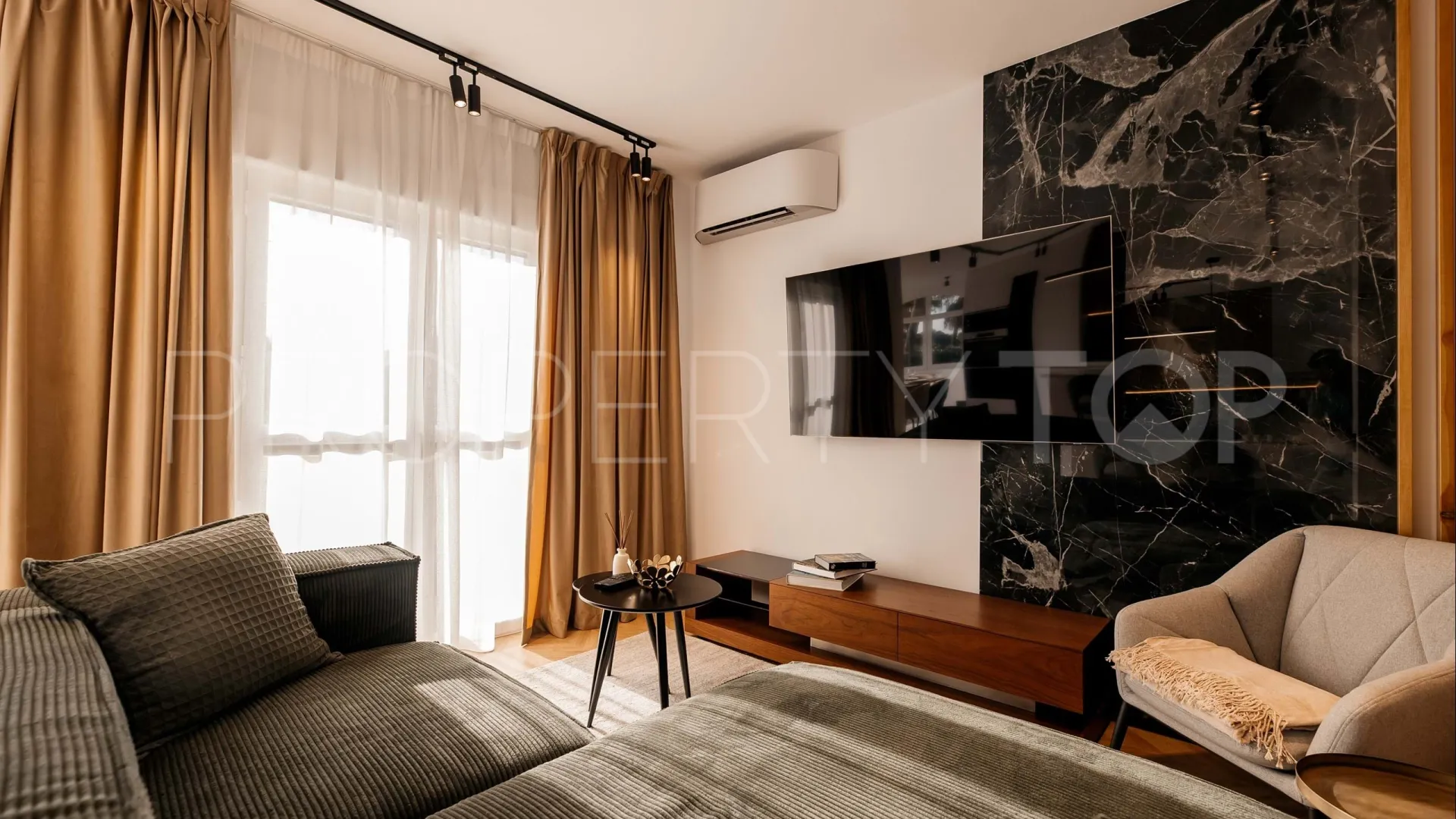 Comprar Ático de 3 dormitorios en La Quinta