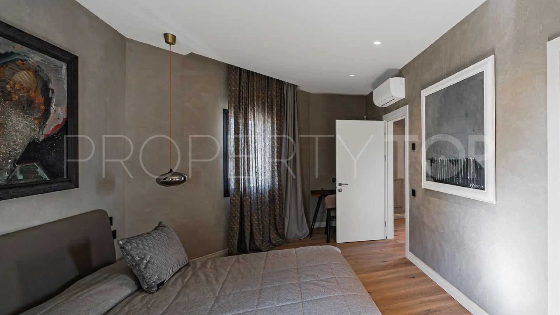8 bedrooms villa in Guadalmina Baja for sale