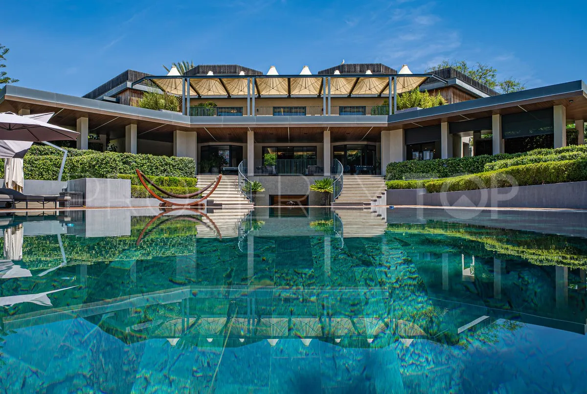 8 bedrooms villa in Guadalmina Baja for sale