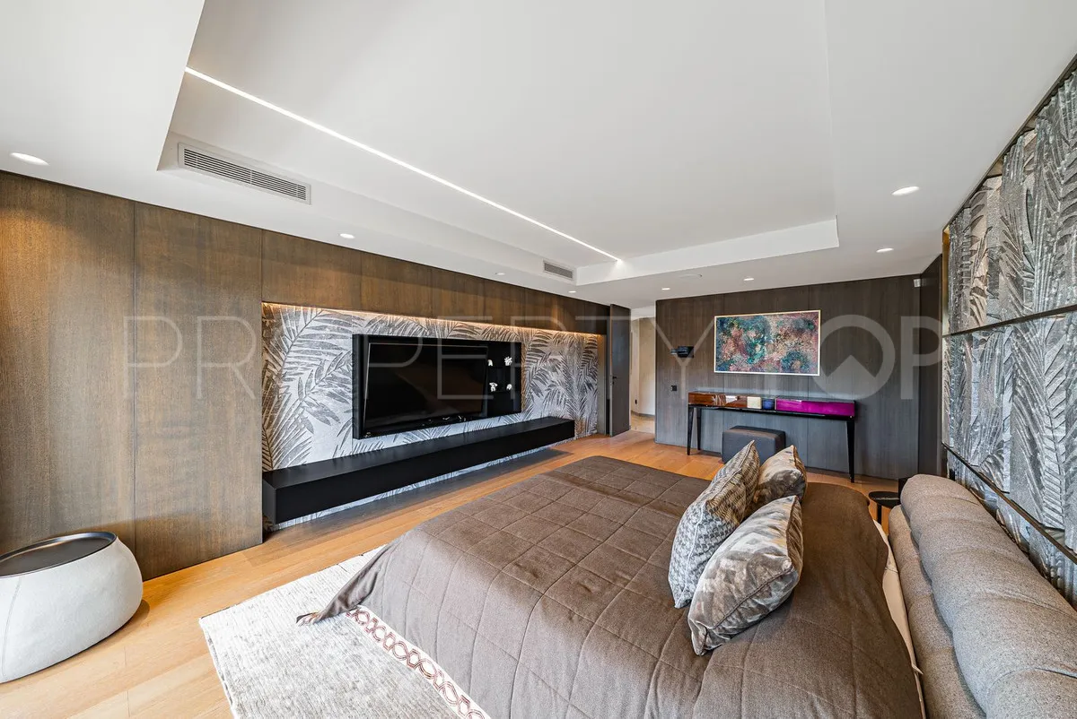 8 bedrooms villa in Guadalmina Baja for sale