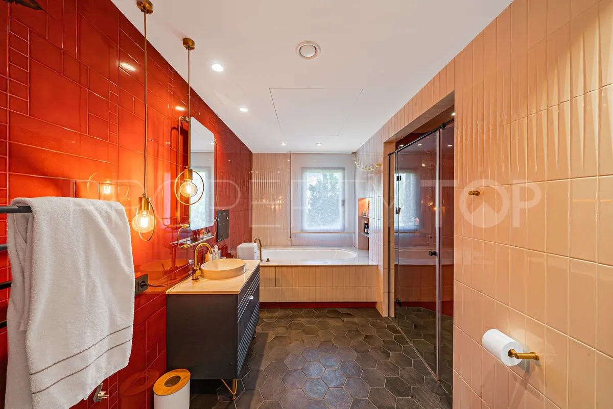 8 bedrooms villa in Guadalmina Baja for sale