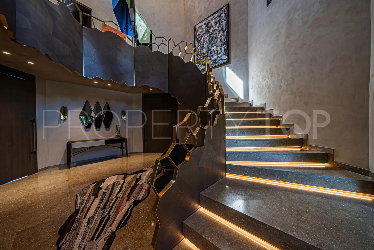 8 bedrooms villa in Guadalmina Baja for sale