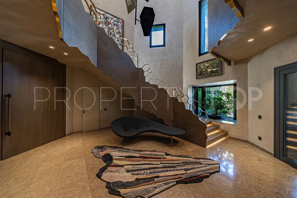 8 bedrooms villa in Guadalmina Baja for sale