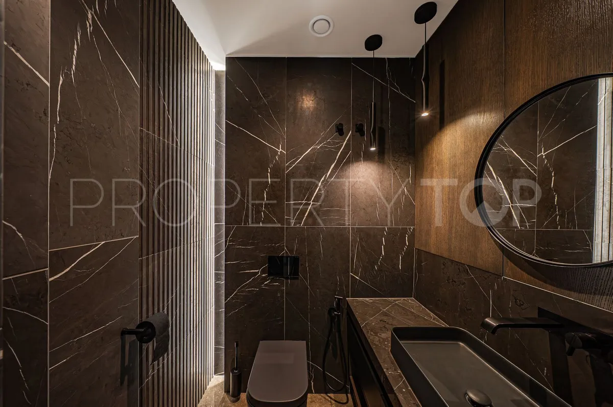 8 bedrooms villa in Guadalmina Baja for sale