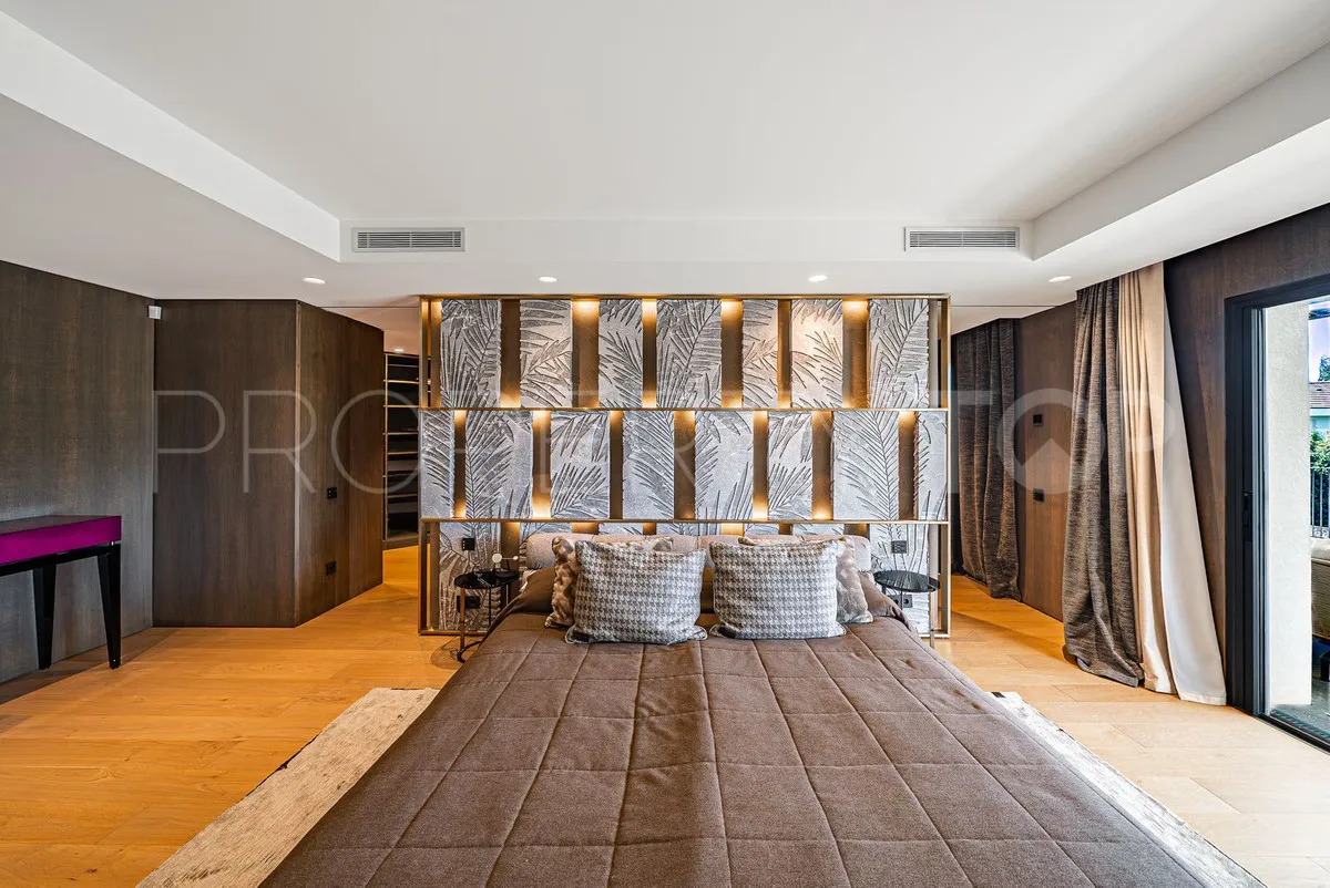 8 bedrooms villa in Guadalmina Baja for sale