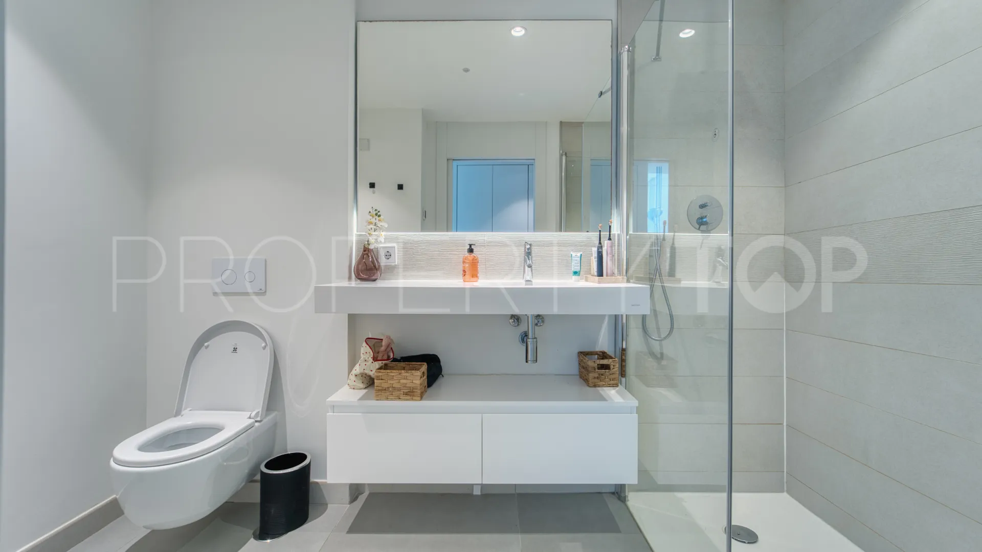 Comprar apartamento de 2 dormitorios en El Higueron