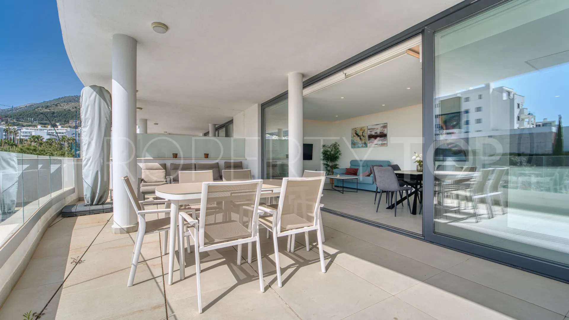 Comprar apartamento de 2 dormitorios en El Higueron