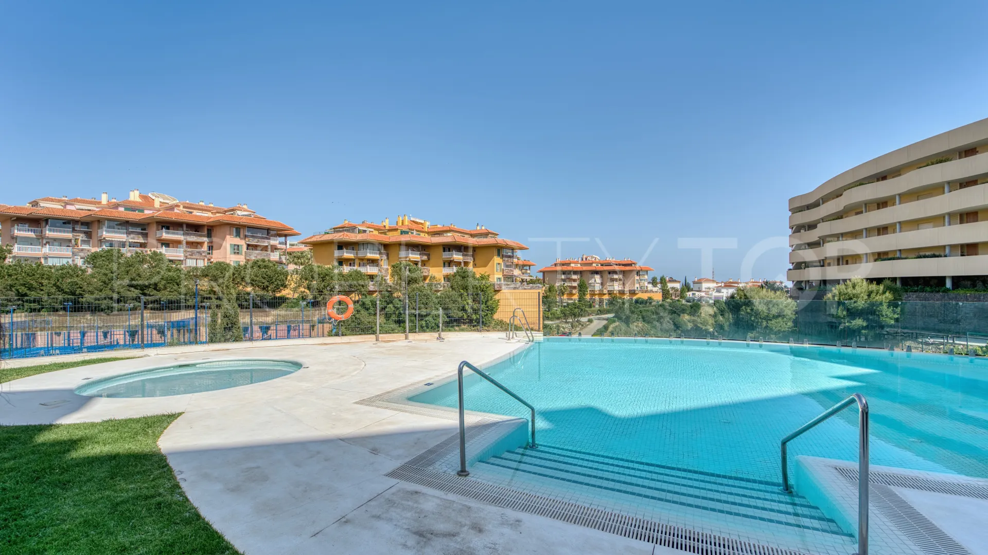 Comprar apartamento de 2 dormitorios en El Higueron