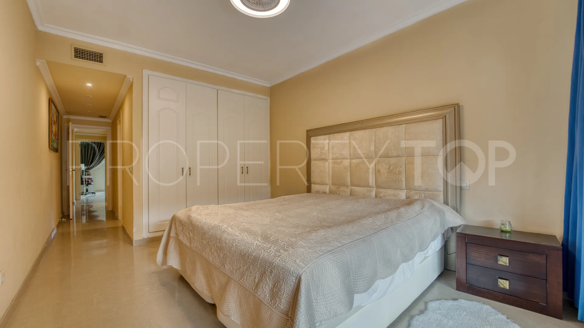 Comprar apartamento planta baja en Marbella