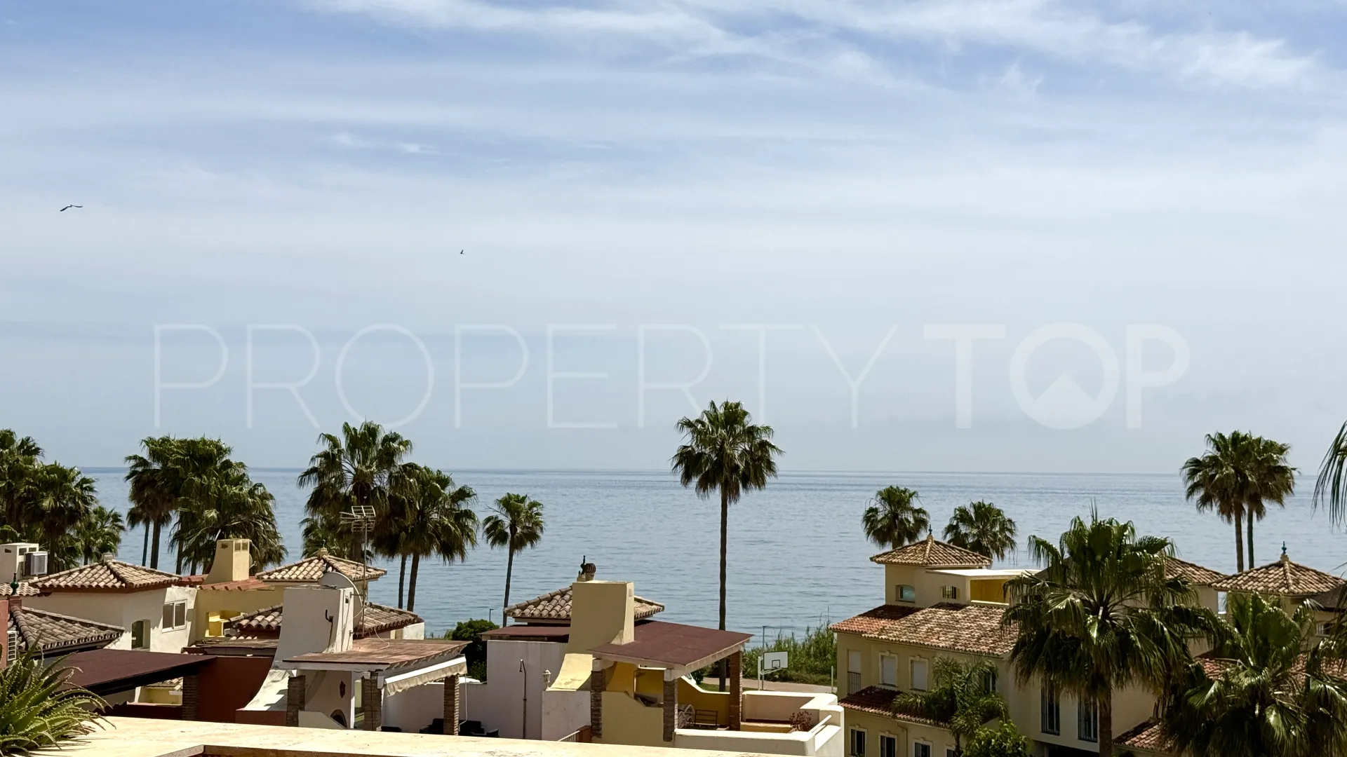 For sale Estepona penthouse with 2 bedrooms