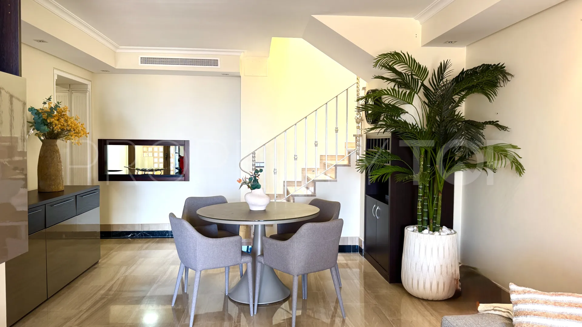 For sale Estepona penthouse with 2 bedrooms