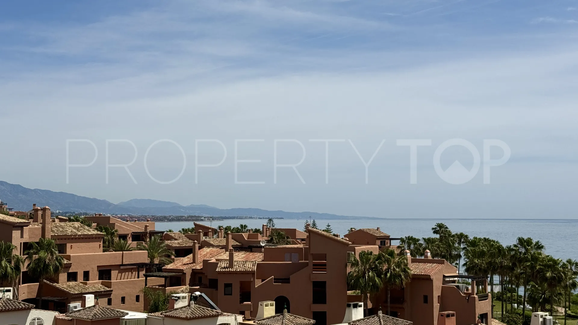 For sale Estepona penthouse with 2 bedrooms