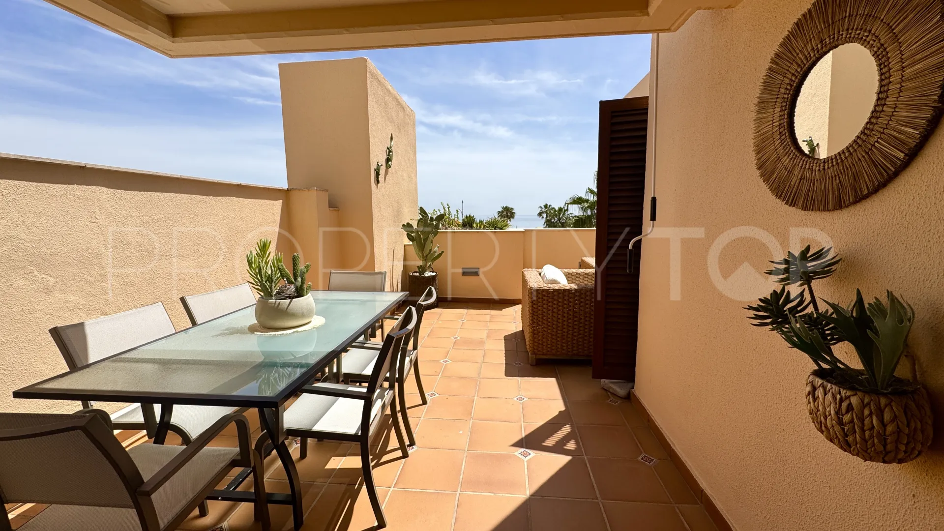 For sale Estepona penthouse with 2 bedrooms