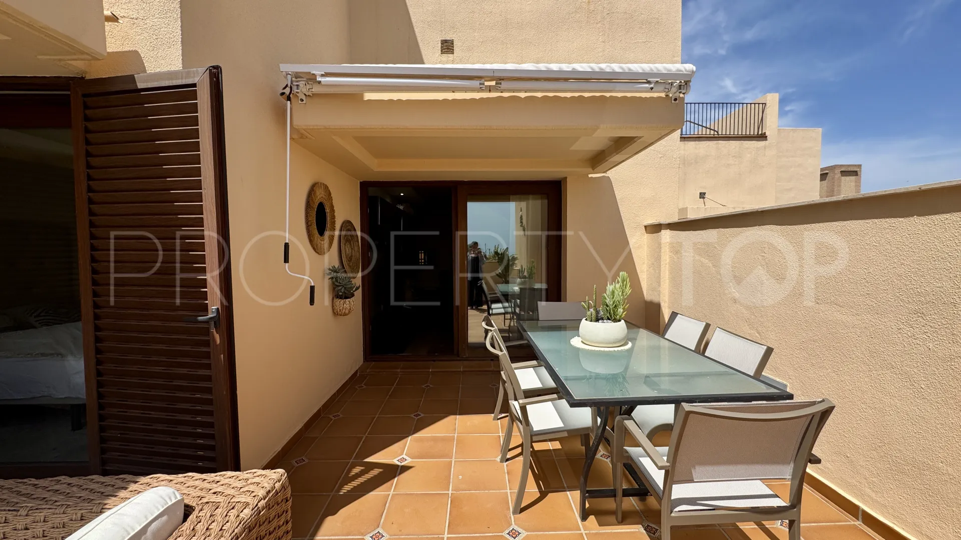 For sale Estepona penthouse with 2 bedrooms