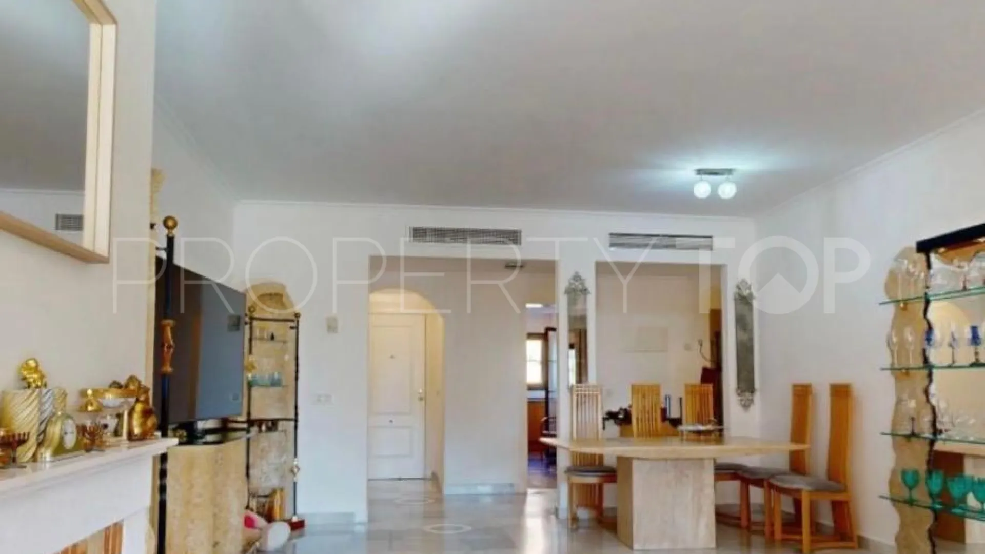 Apartment with 4 bedrooms for sale in Estepona