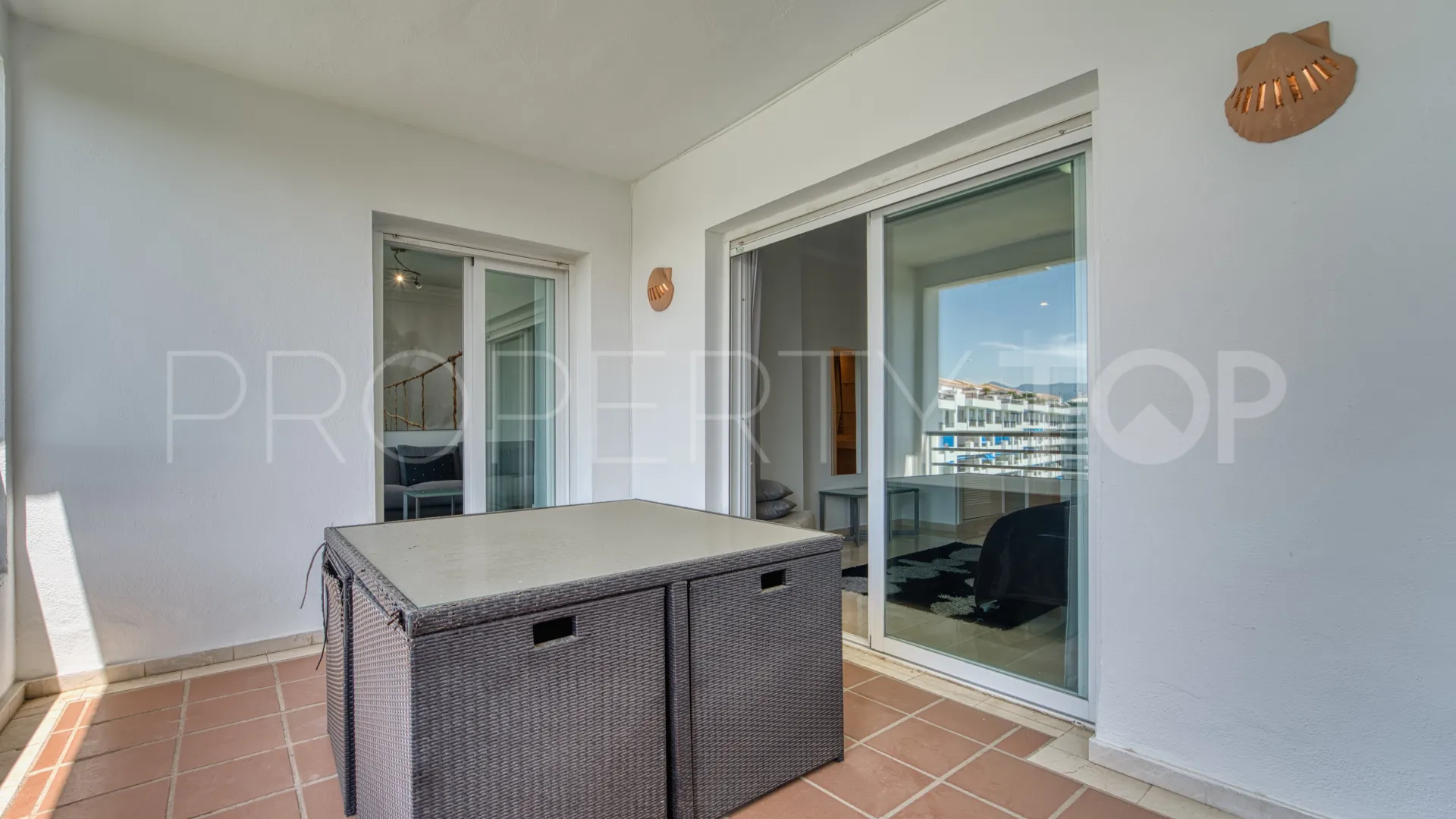 Atico duplex con 4 dormitorios a la venta en Terrazas de Banus