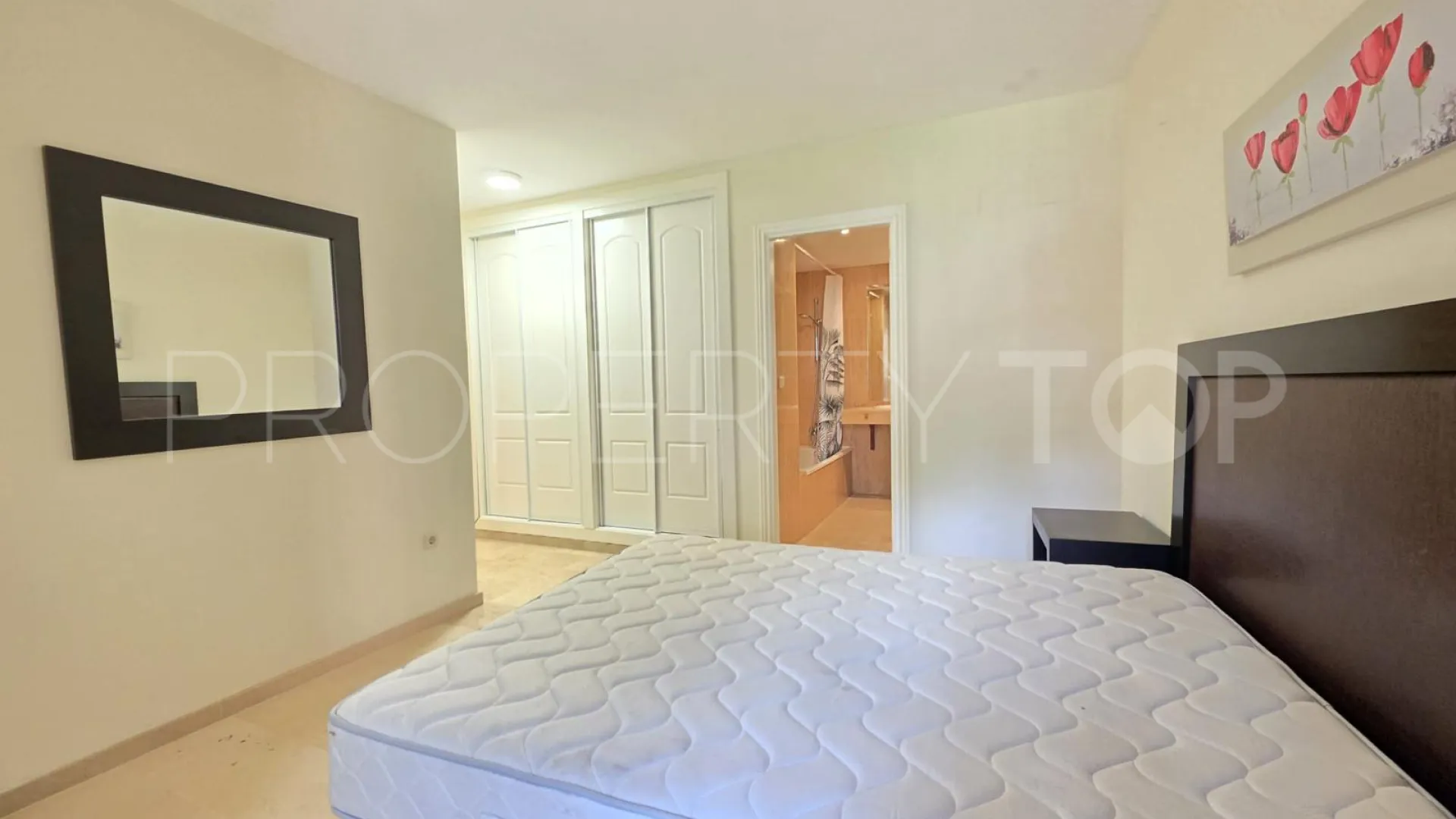 Ground floor apartment for sale in Marbella East