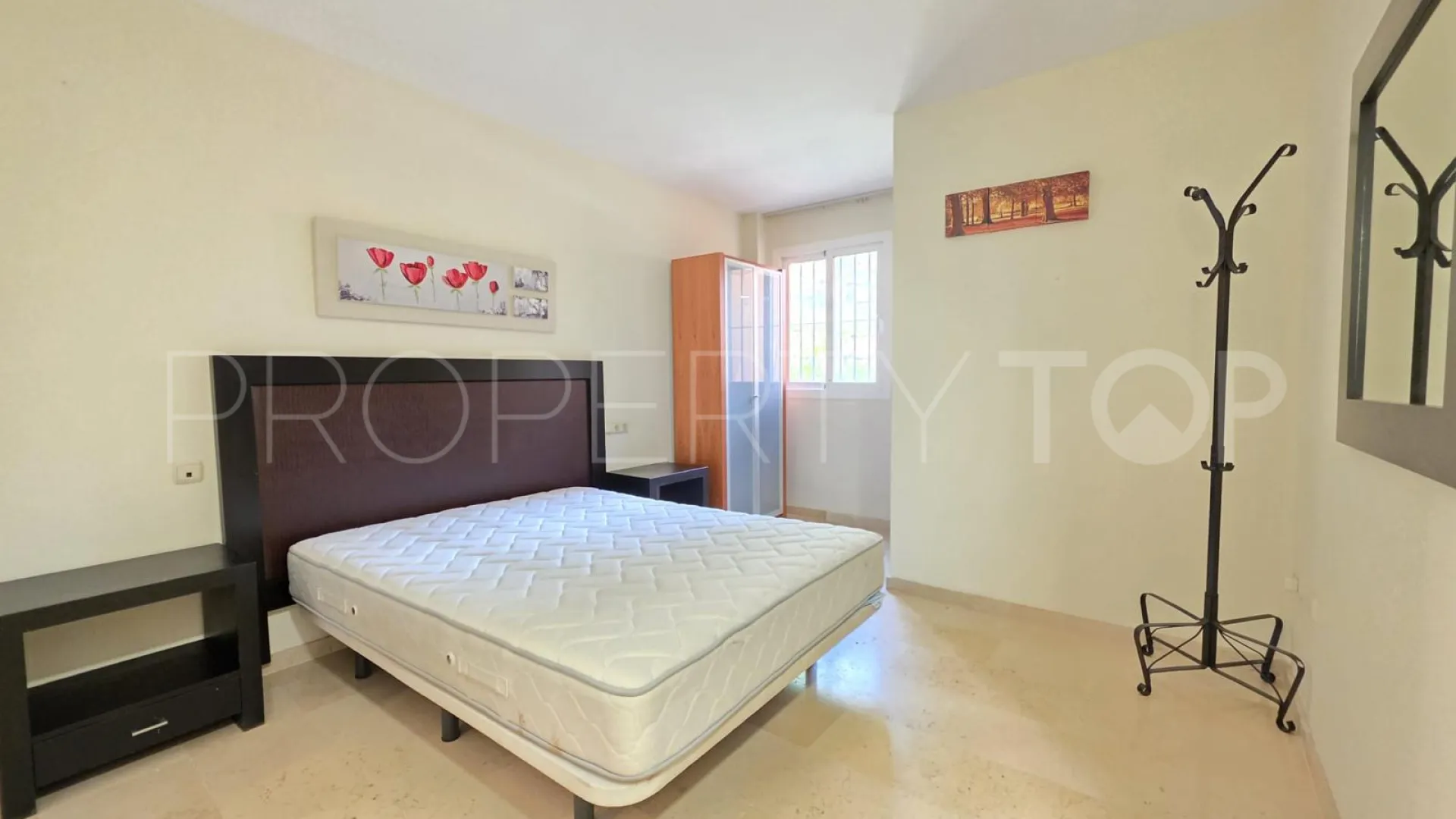 Ground floor apartment for sale in Marbella East