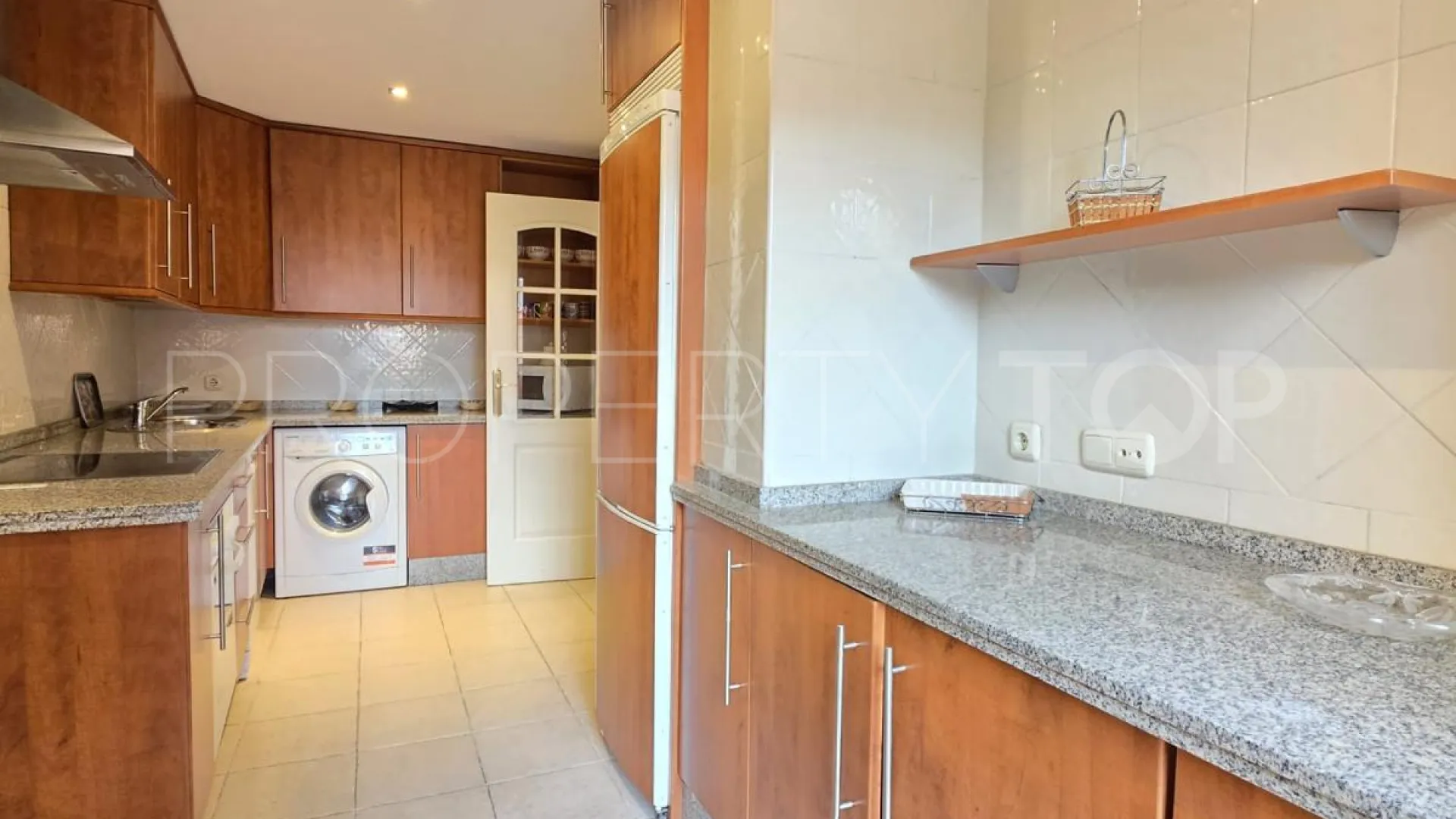 Ground floor apartment for sale in Marbella East