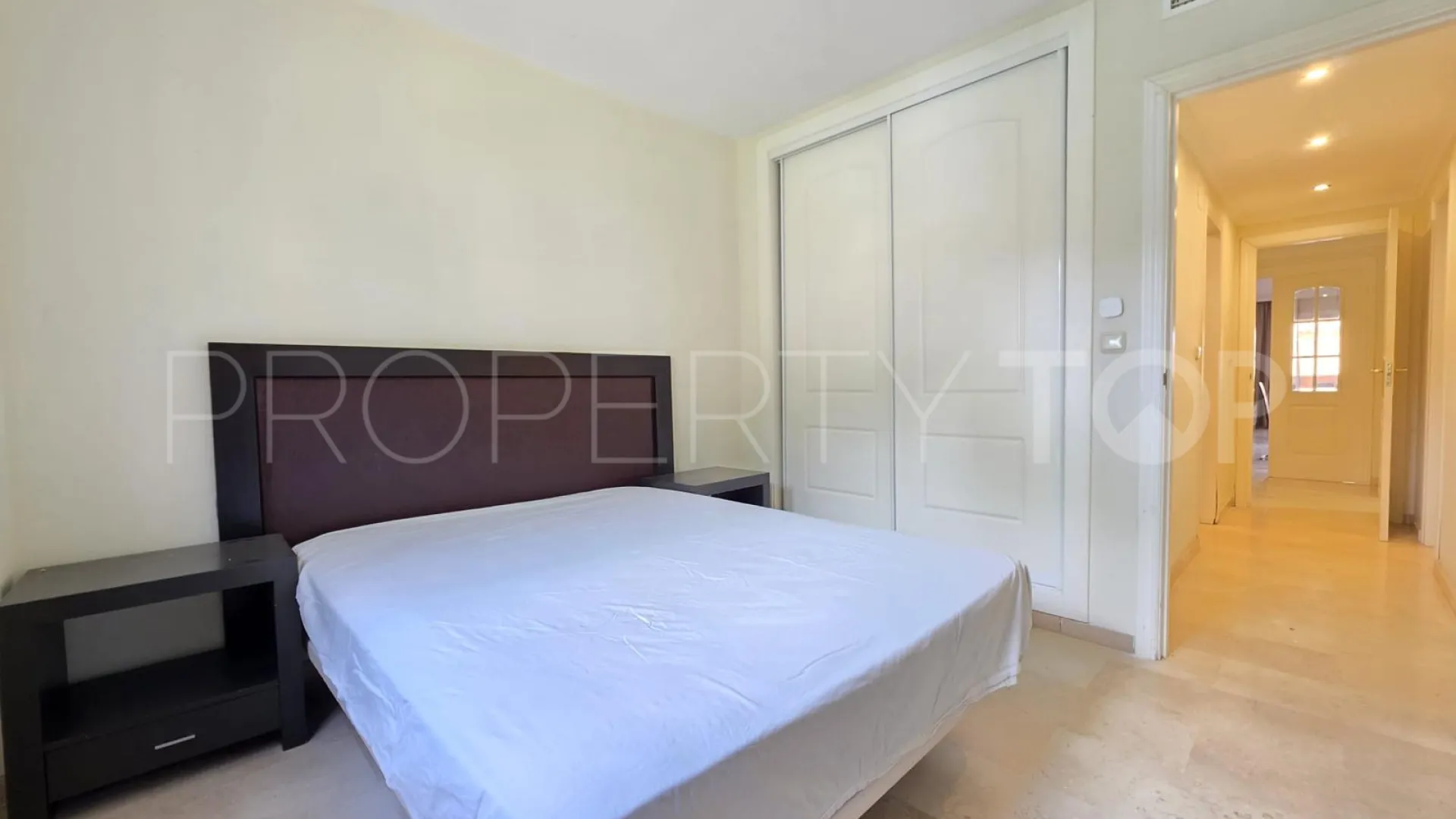 Ground floor apartment for sale in Marbella East