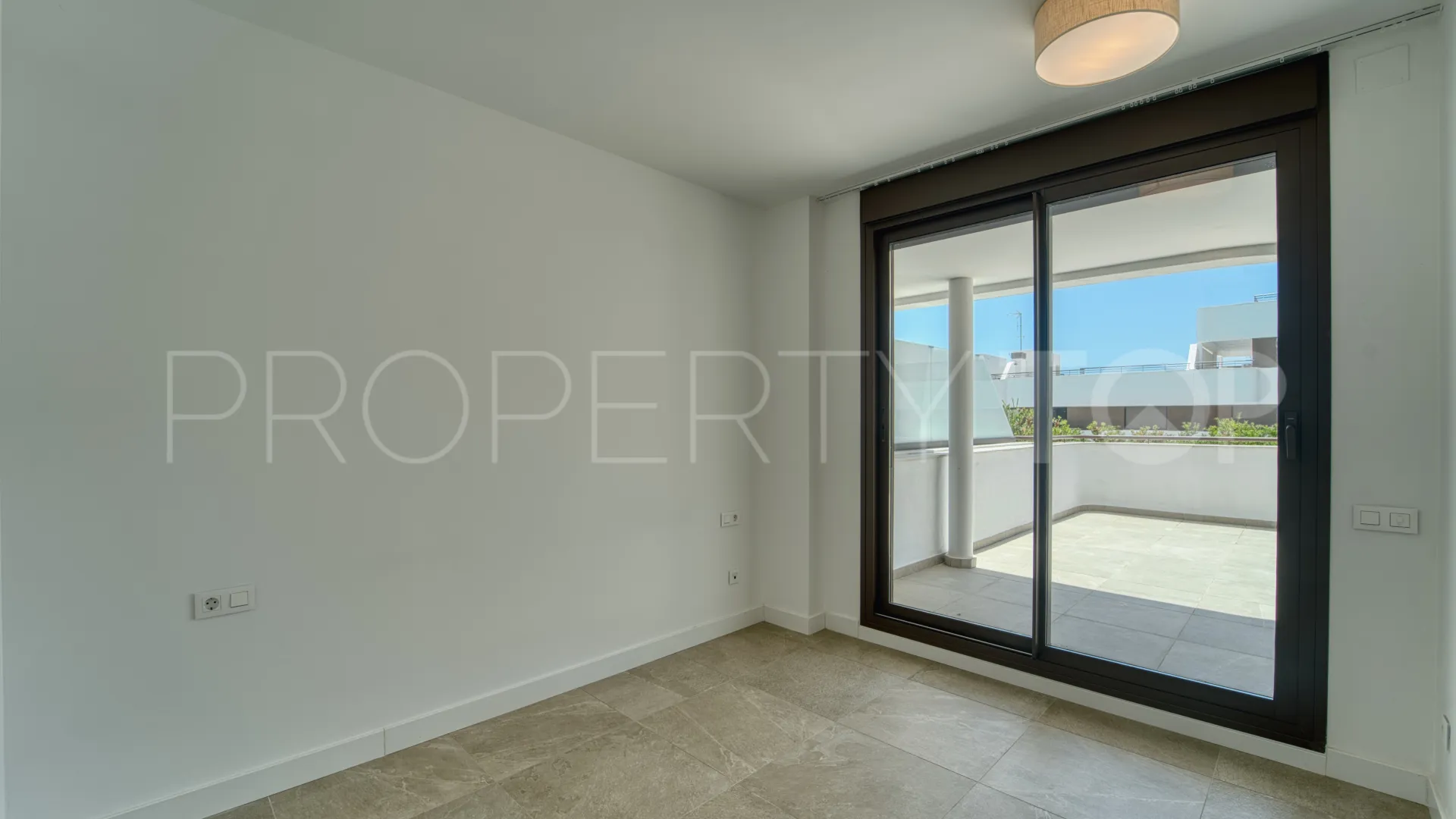 For sale Las Mesas 2 bedrooms apartment