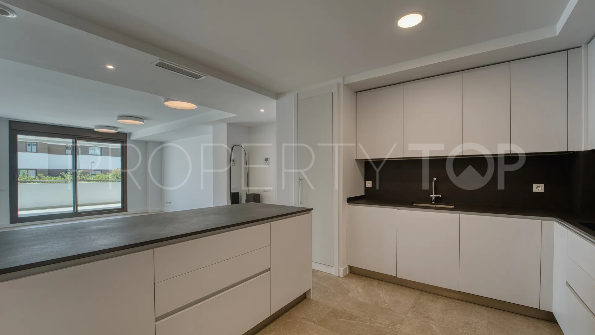 For sale Las Mesas 2 bedrooms apartment