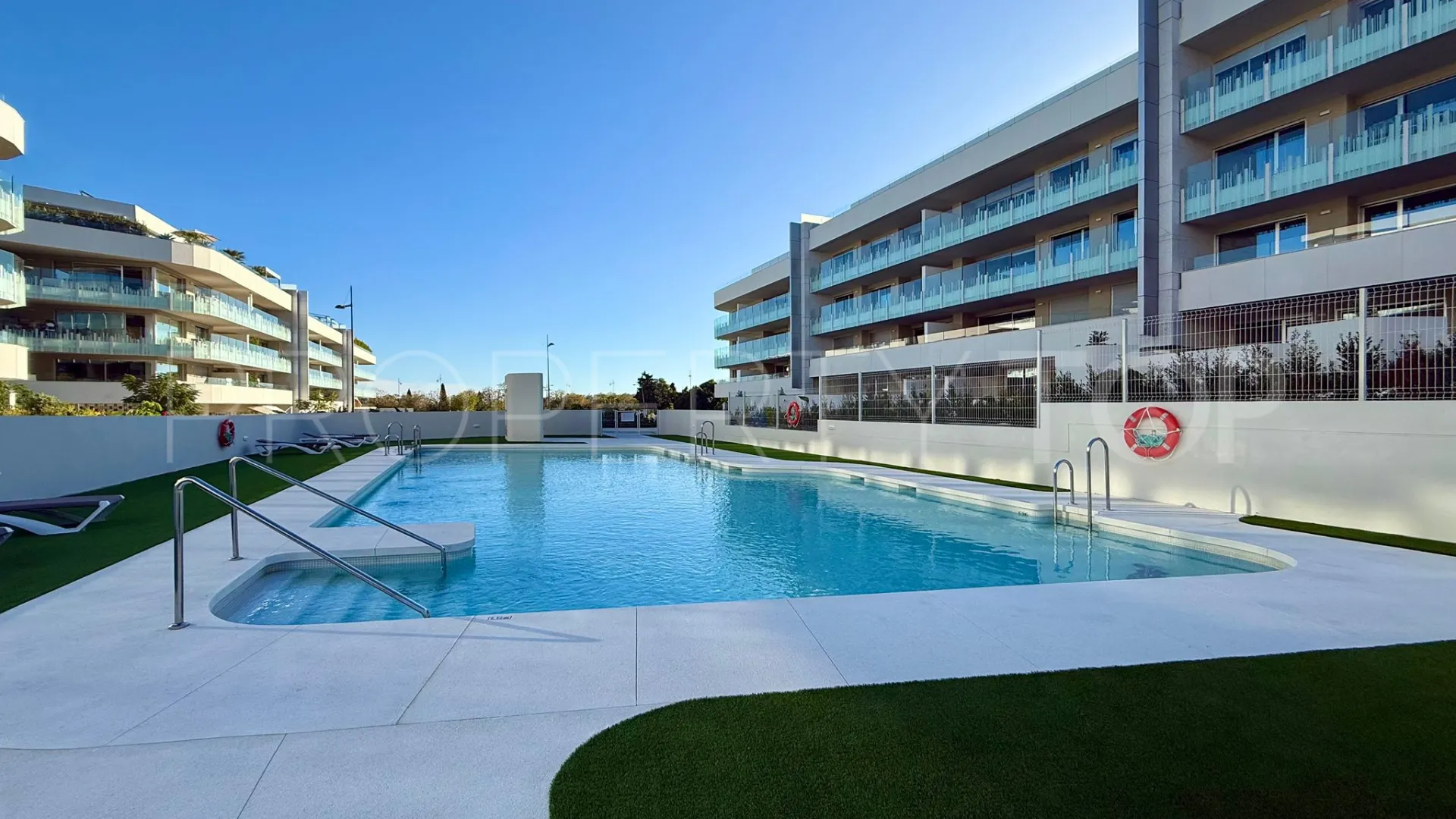 3 bedrooms apartment in San Pedro de Alcantara for sale