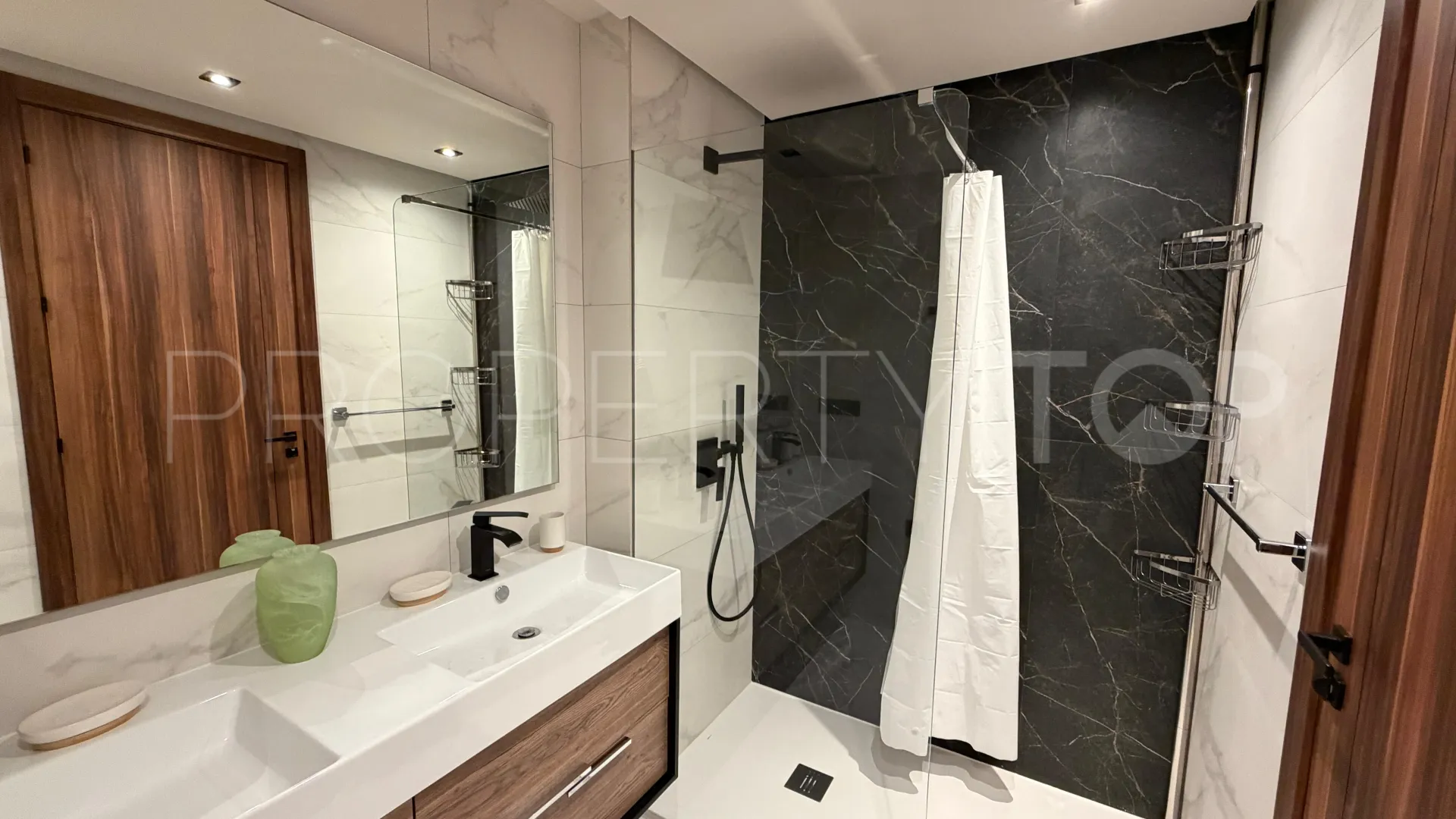 3 bedrooms apartment in San Pedro de Alcantara for sale