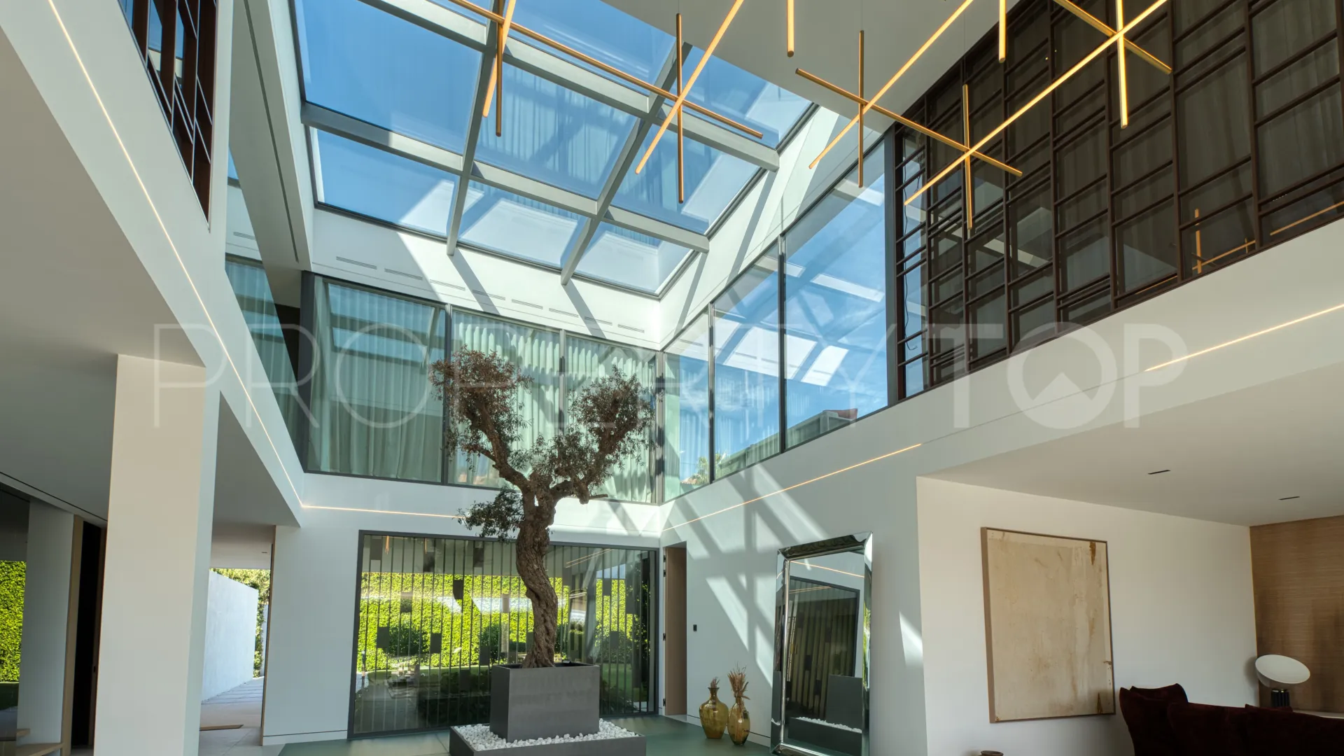 Se vende villa en Golden Mile