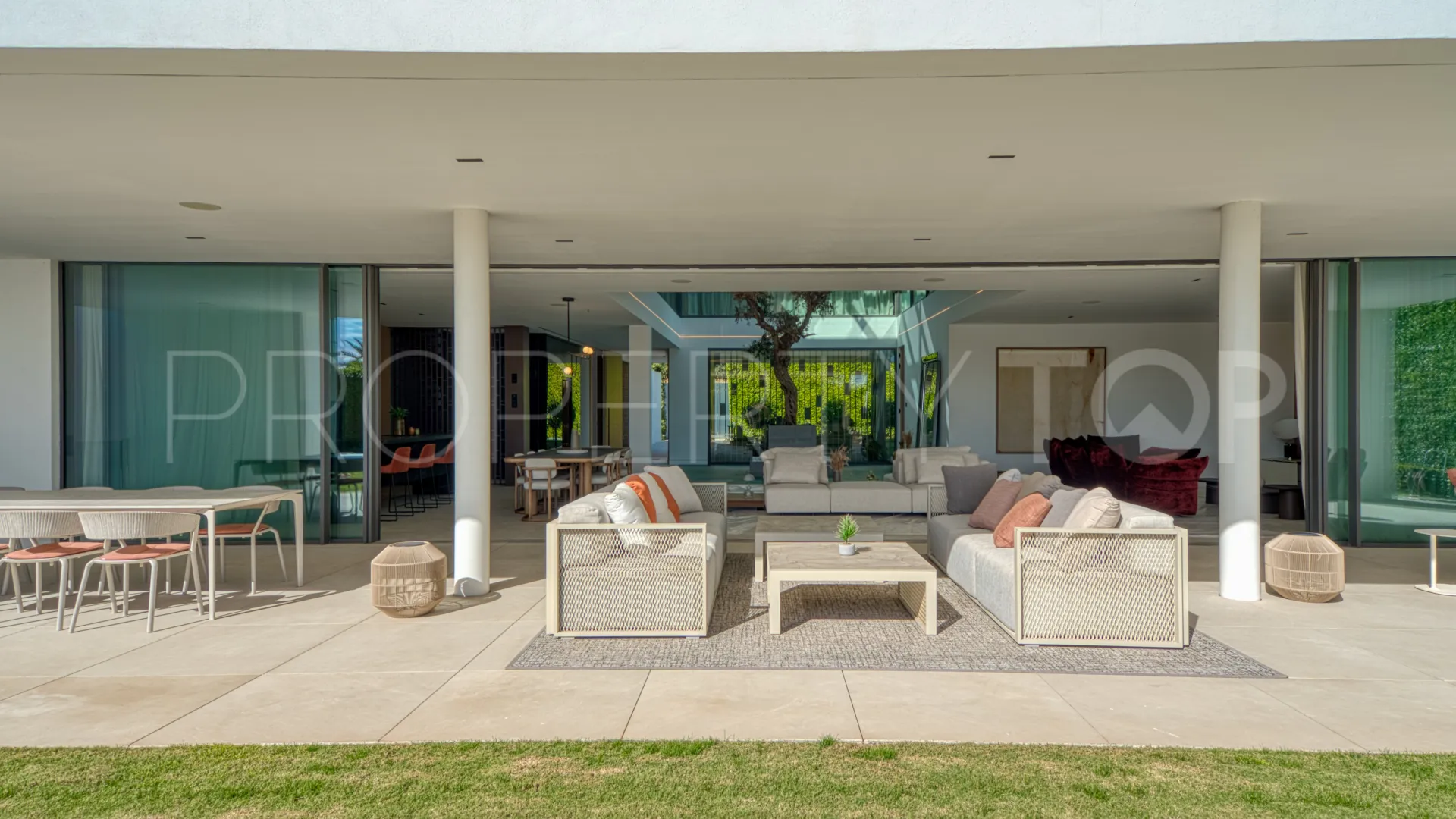 Se vende villa en Golden Mile