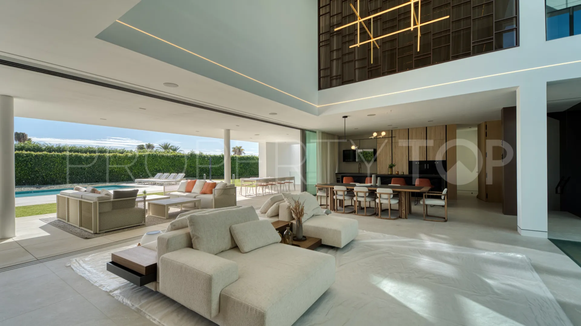 Se vende villa en Golden Mile