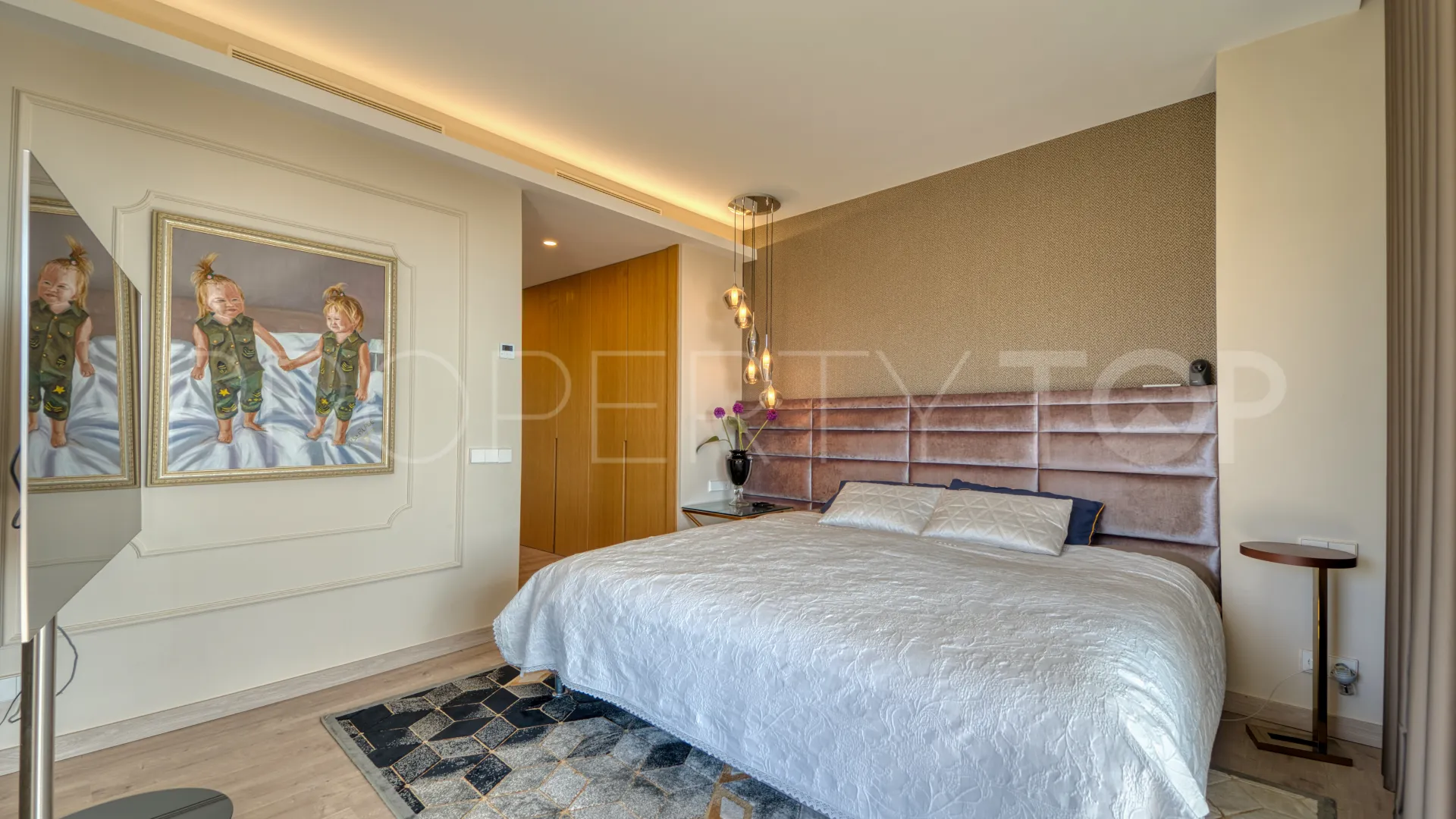 For sale 4 bedrooms apartment in La Quinta