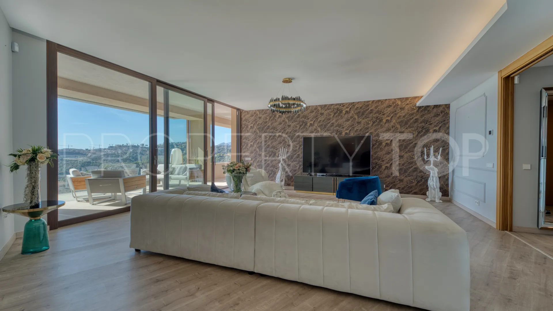 For sale 4 bedrooms apartment in La Quinta