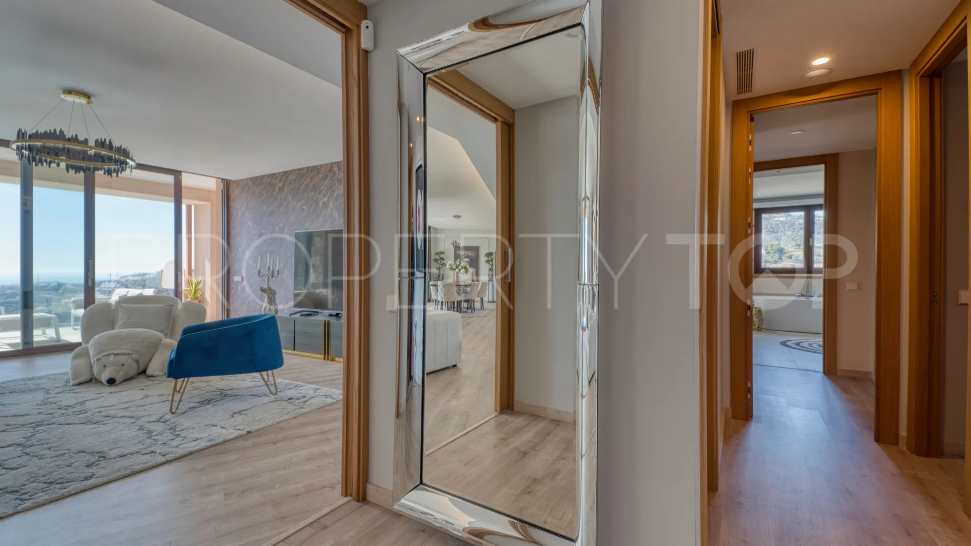 For sale 4 bedrooms apartment in La Quinta