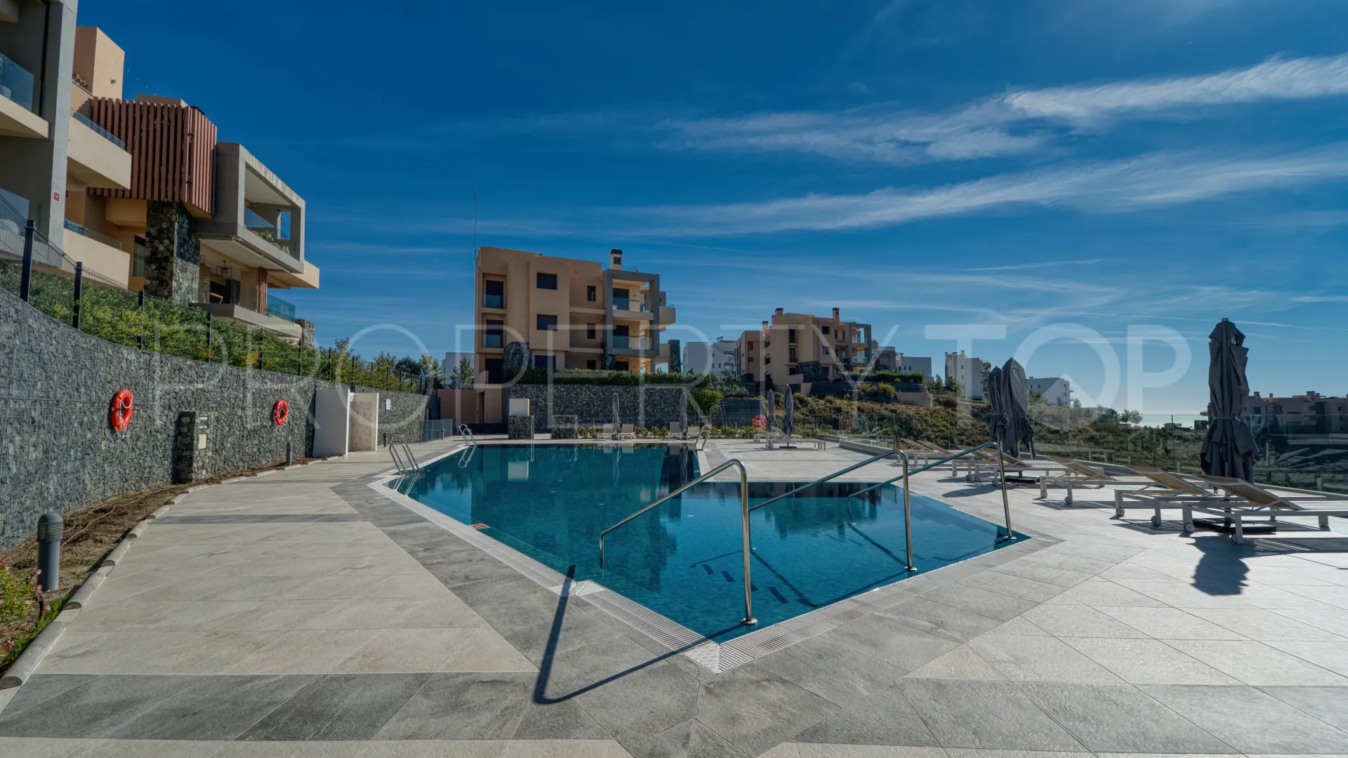 For sale 4 bedrooms apartment in La Quinta